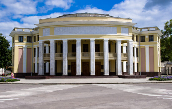 Театр_Тирасполь Театр_Тирасполь